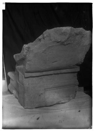 Parte terminale di cornicione, 1939 - 1949