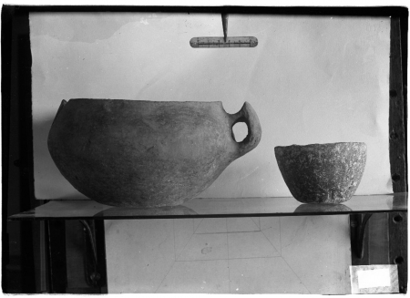 Vasi in ceramica, scavi Taramelli 1909