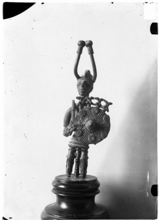 Bronzetto di guerriero, ante 1936