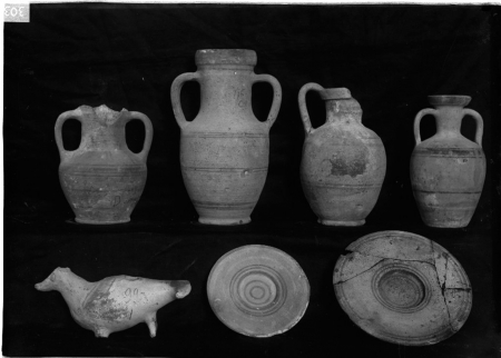 Vasi in ceramica, scavi Taramelli 1908