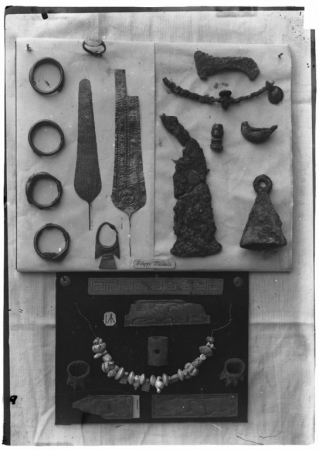 Ornamenti vari, scavi Patroni 1904