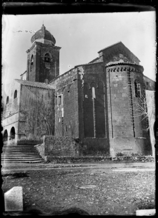 Fianco e abside