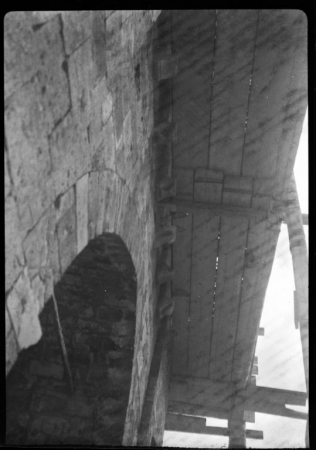 Campanile, mensole della cornice (durante i lavori)