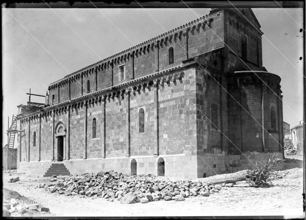 Tratalias, Chiesa di Santa Maria