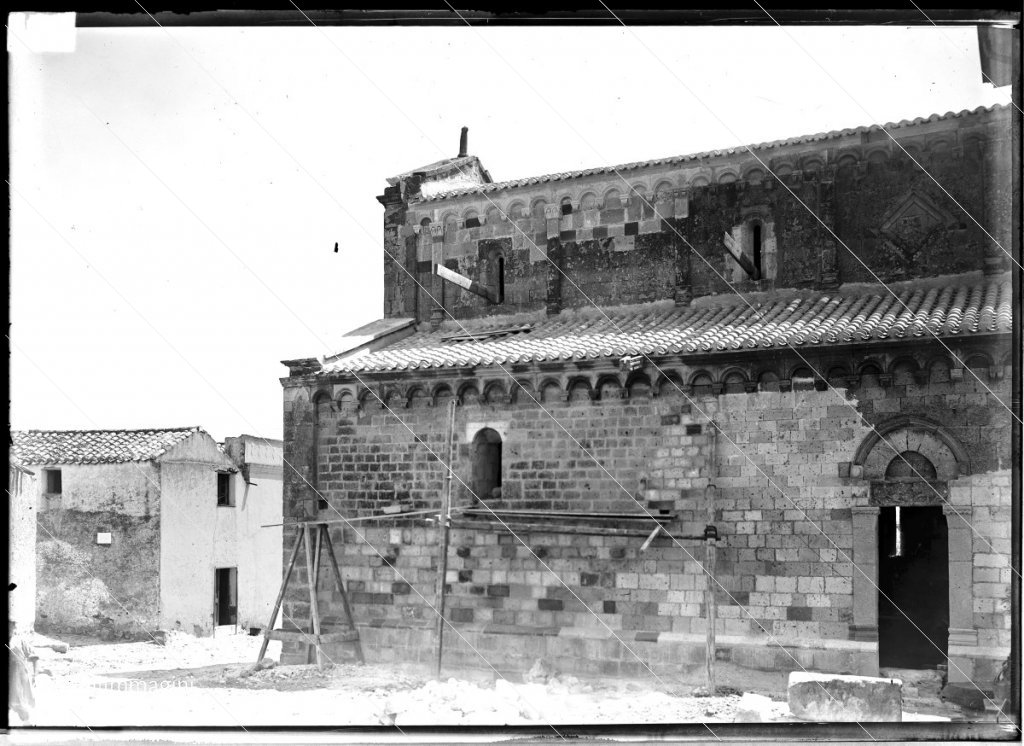 Tratalias, Chiesa di Santa Maria