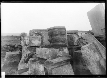 Frammenti scultorei