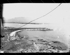 Pula (Nora), Spiaggia occidentale