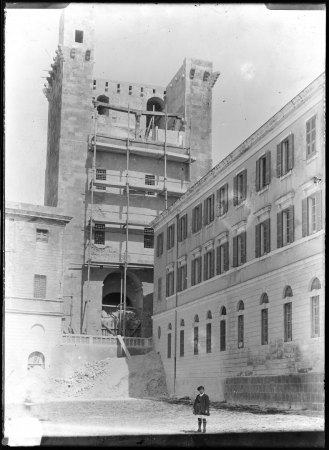 Torre di San Pancrazio, vista dalla piazza Indipendenza (durante i lavori di restauro), 1906-1908