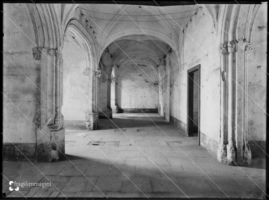 Cagliari, Chiostro della Chiesa di San Francesco