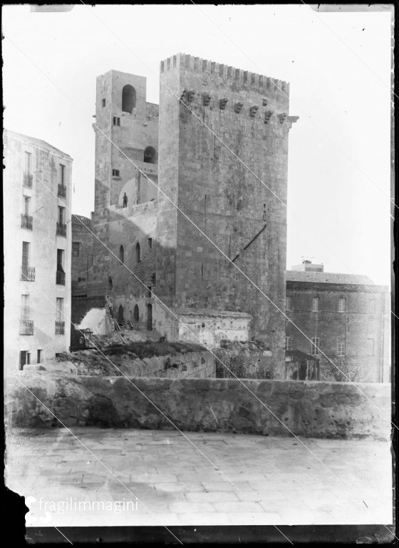 Cagliari, Torre dell'Elefante